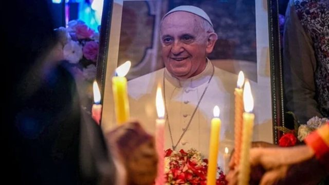Ndarja nga jeta e Papa Françeskut, Italia shpall 5 ditë zie