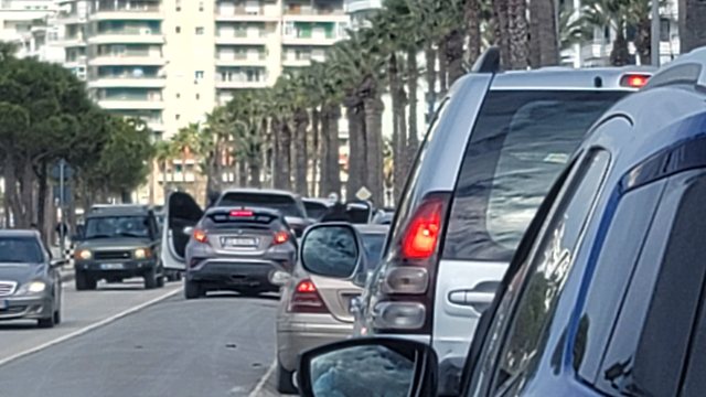 Policia aksion blic në Vlorë, shoqërohet një person në