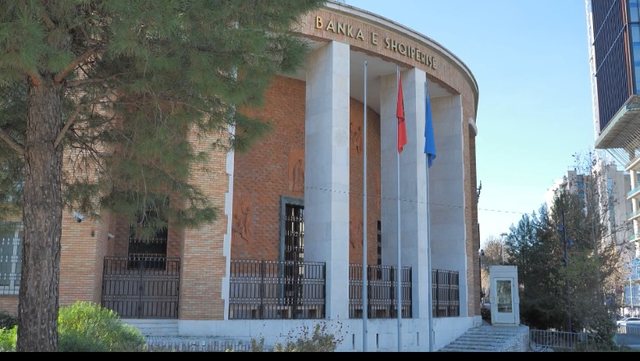 Transfertat kombëtare në euro/ BSH: Vitin e kaluar arritën