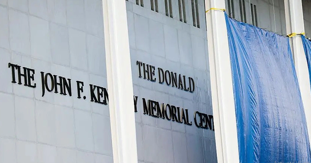 Nuk ka miratim nga Kongresi, Gjykata urdh&euml;ron heqjen e emrit t&euml; Trump