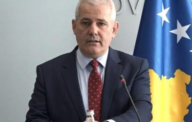 Kërcënimi për bombë në Kuvend, ministri Sveçla: