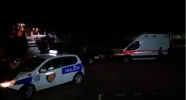 Të shtëna me armë zjarri, një i vrarë në