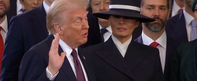 Ceremonia e inaugurimit, Trump merr drejtimin e Shtëpisë së