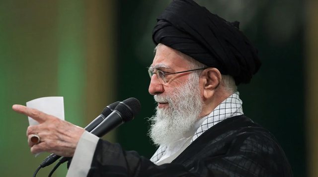 "Amerikanët duhet ta dinë..."/ Ajatollah Ali Khamenei i