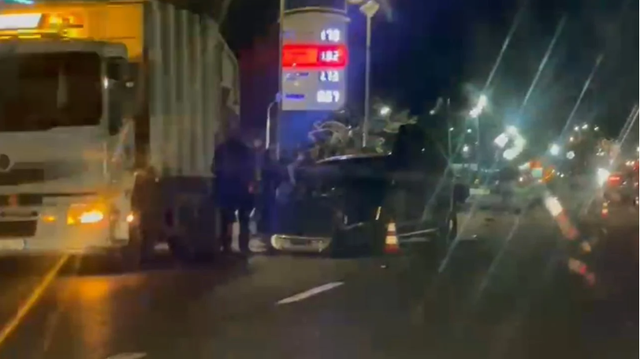 Shpejtësia mbi normat/ Aksident i rëndë në Elbasan! Makina