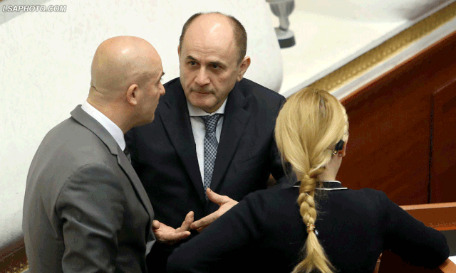 DITARI I 11 MAJIT (-34 ditë)/ Ish-deputeti i Berishës ndërton