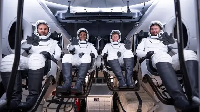 Astronauti shkruan histori, bëhet indiani i parë që shkel në