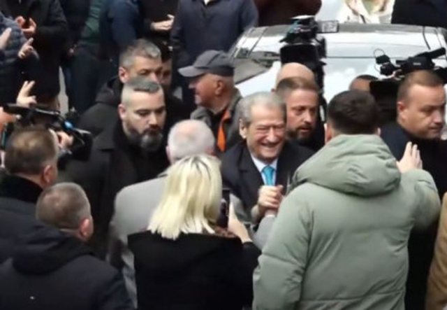 Afera "Partizani"/ Berisha mbërrin në SPAK,
