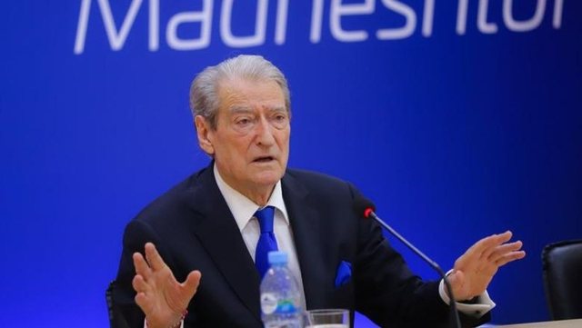 Berisha: Do të ‘shkrijmë’ e-albania. Në 100