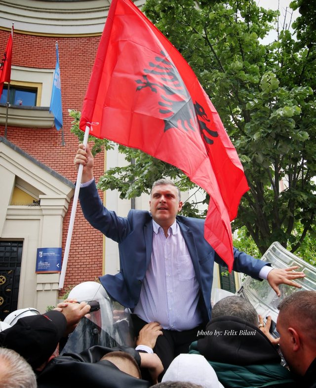 Reagimi/  Arrestimi i Veliajt, Blushi: Është koha për