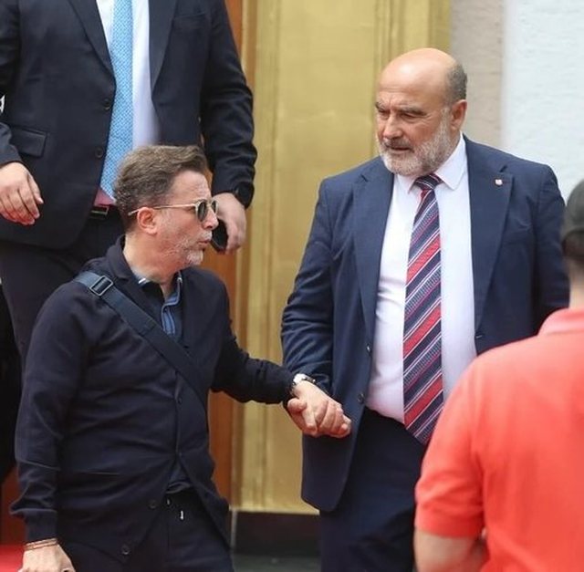 Ironia e Erion Braçes: Sherifi i ri është në qytet...!