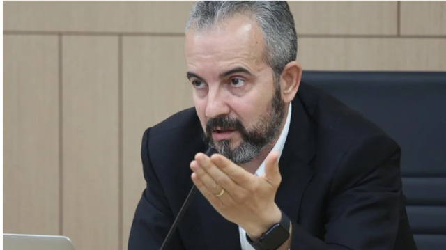 Zgjedhjet/ Celibashi tregon numrin e fletëve të votimit të