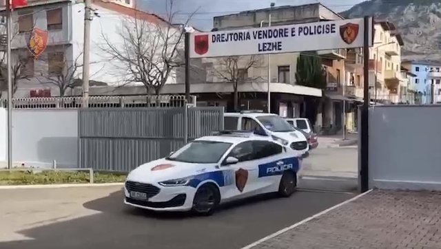 Vodhi një shumë parash në banesën e një shtetasi,