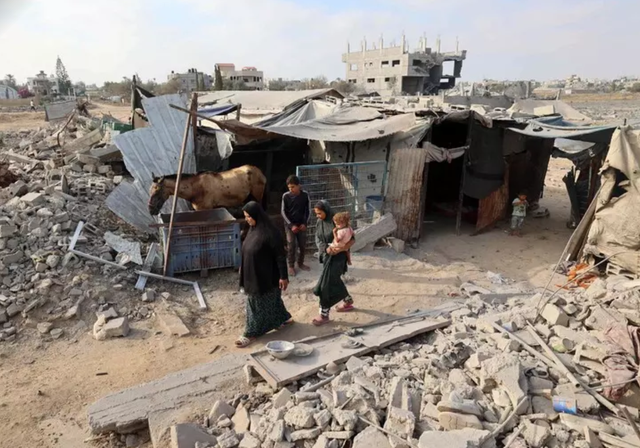 Masakër tjetër në një qendër ndihmash në Gaza,