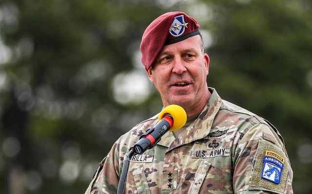 Gjeneral "Gorilla" që po shtyn Trumpin drejt sulmit ndaj