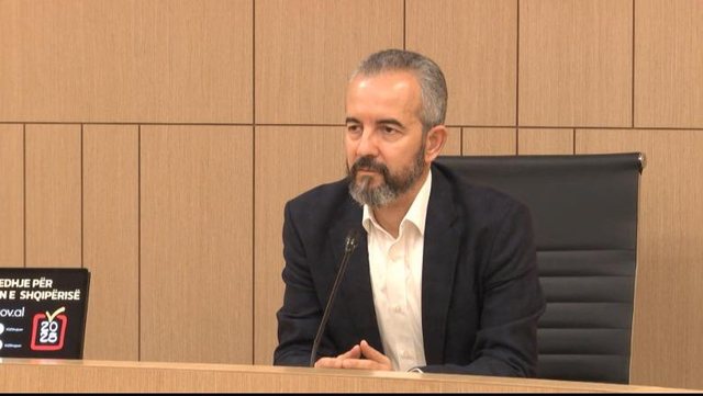 '11 maji'/ Gjuha denigruese në garën zgjedhore, batutat e
