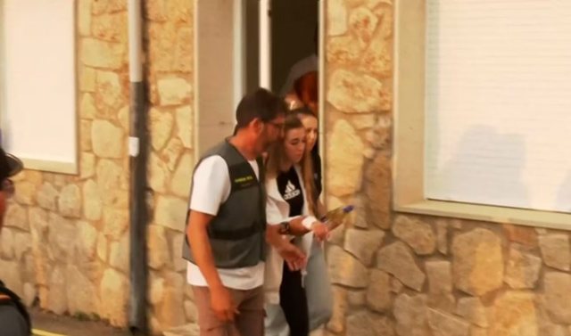 VIDEO/ Tronditëse: Gruaja e Diogo Jotës dhe familjarët e