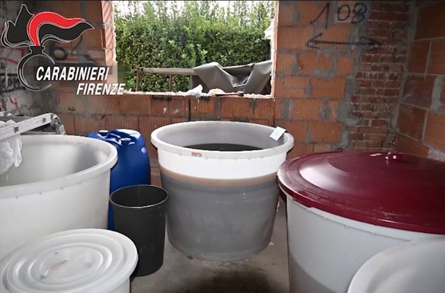 Zbulohen pamjet e laboratorit të kokainës në shtëpinë e