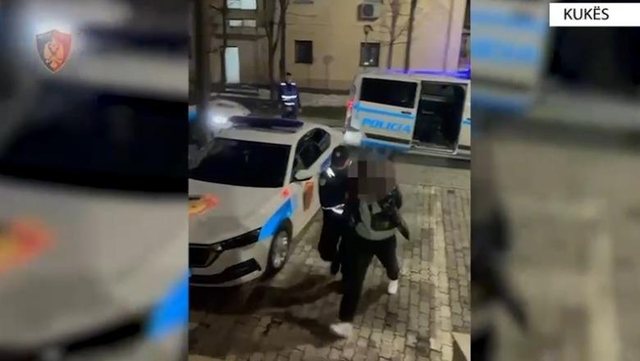 Kukës/ Lëvizte me automatik me vete në makinë, arrestohet