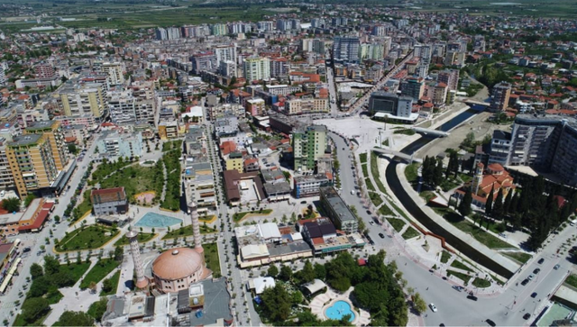 Mashtrimi/ Shiti dy herë apartamentin e tij, arrestohet 67-vjeçari