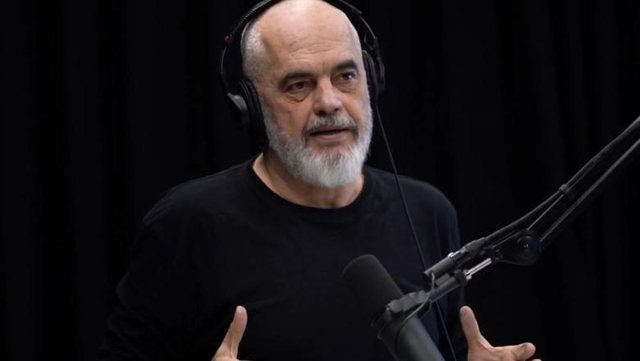 Rama, apel emigrantëve për t’u regjistruar! I nxit të