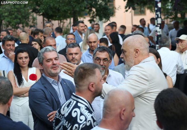 Ndërhyrja e Ramës në Bashkinë e Vlorës zhbën