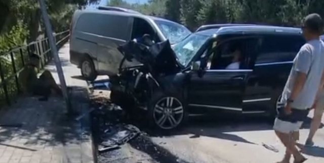 Aksident i rëndë pranë Borshit, vdesin bashkëshortët,