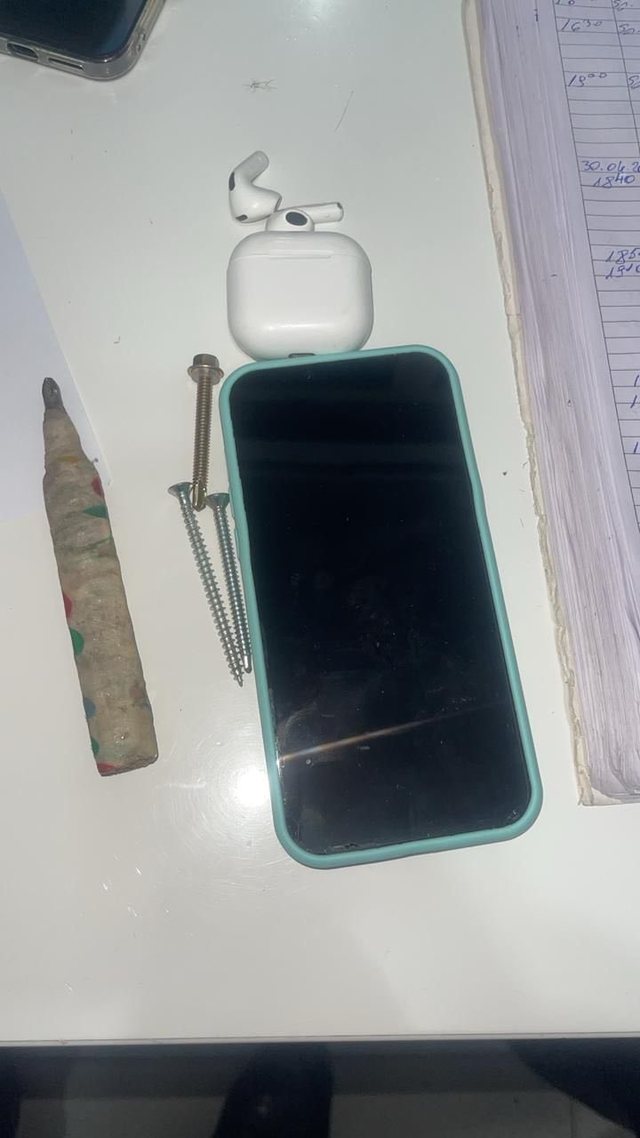 Kontroll i befasishëm në burgun e VIP-ave në Durrës, gjenden