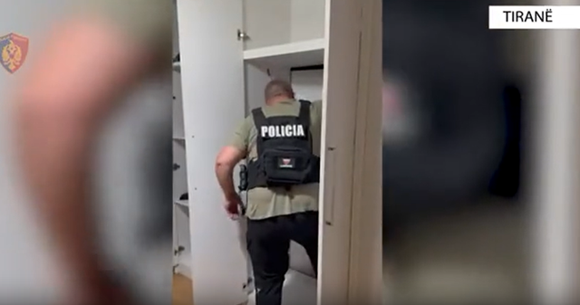 VIDEO/ Zbulohet laborator për falsifikim dokumentesh në Tiranë,