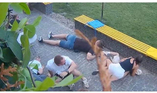 Momente tmerri, njerëzit ikin ndërsa rusët kryejnë sulm