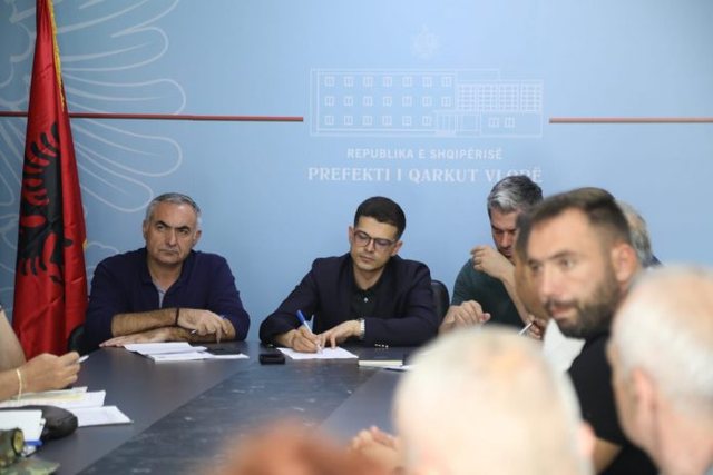 Ministri Vengu: Qeveria fond 66 milionë lekë për 375 familje