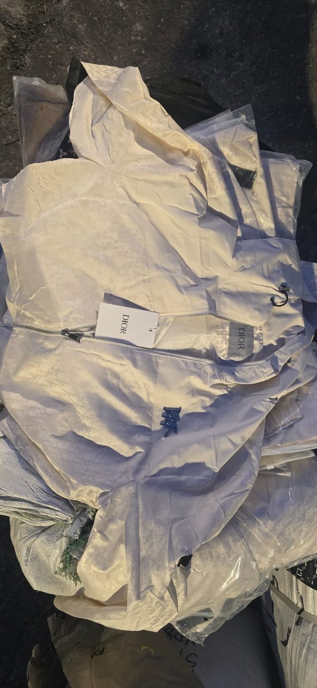 Operacioni/ Nga Adidas, Nike, Gucci e Hugo Boss, bllokohen mbi 103 mijë