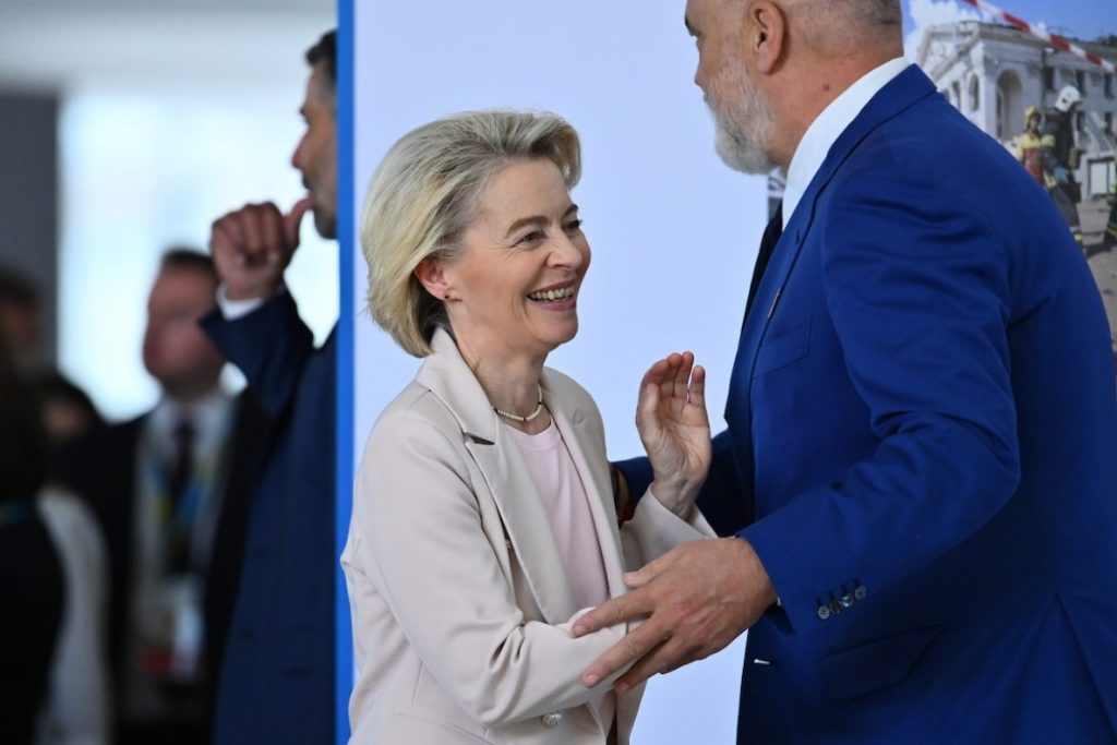 Shqipëria mund të ketë komisioner në Bruksel para
